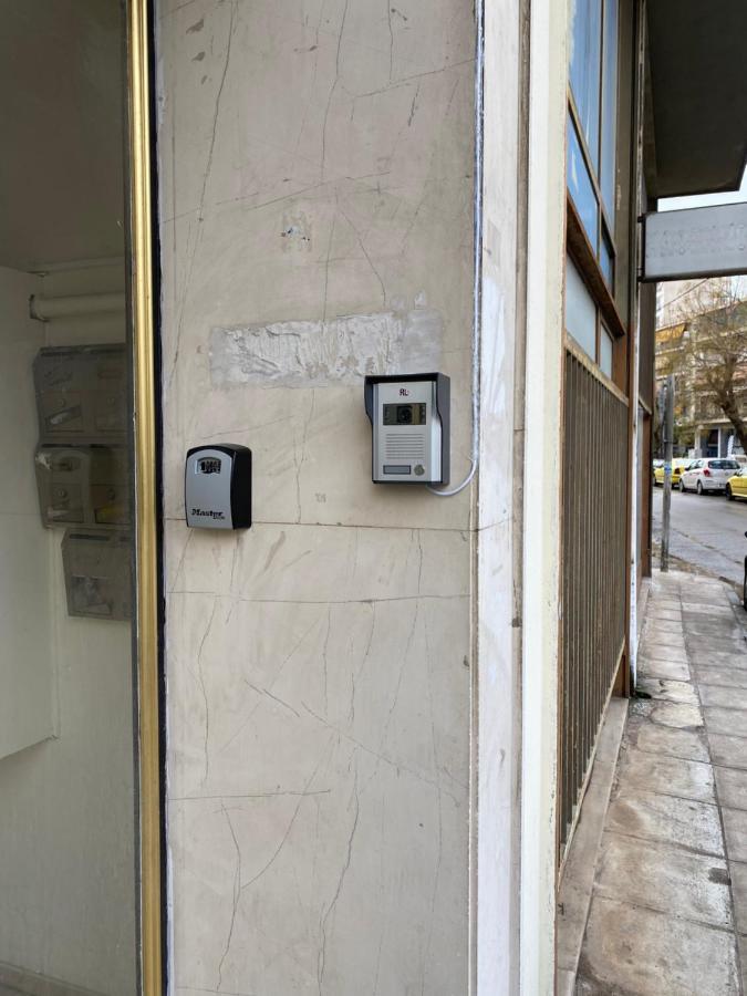 Luxury Suite 10' From The Center Athens Exterior photo